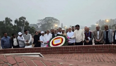 জাতীয় স্মৃতিসৌধে তারেক রহমানের পক্ষে শ্রদ্ধা নিবেদন